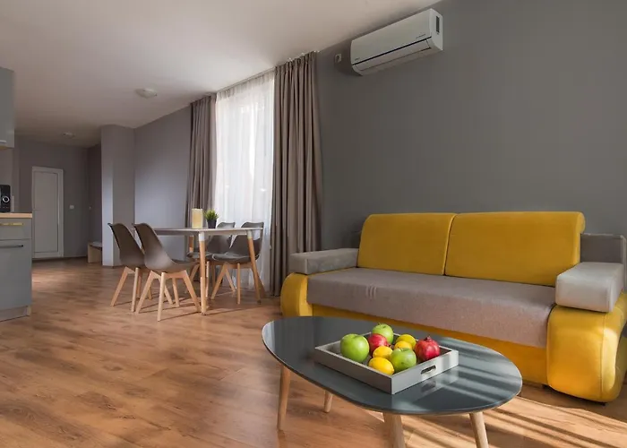 Flower Street Hotel Nesebyr