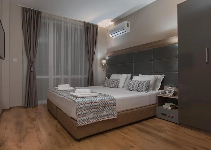 Flower Street Nesebyr