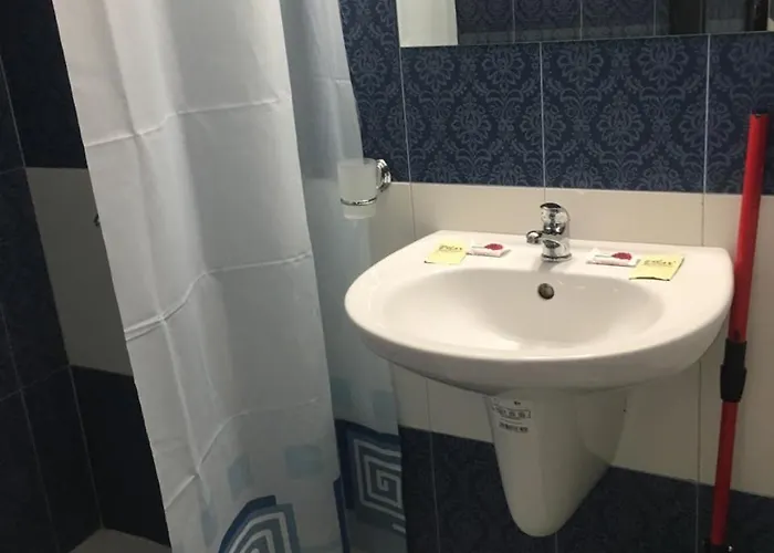 Hotel Flower Street 4*