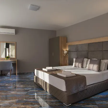 Flower Street Hotell Nesebar